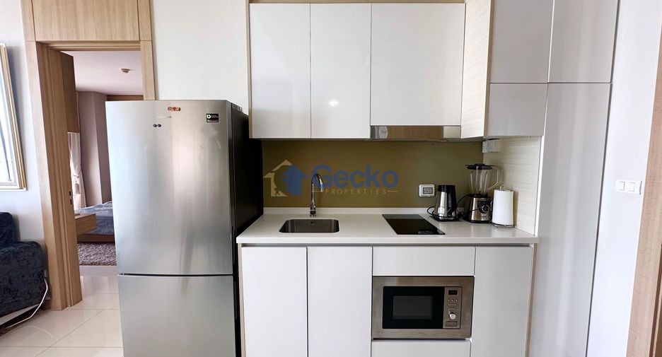 For rent 2 bedrooms condo in Bang Lamung, Chonburi
