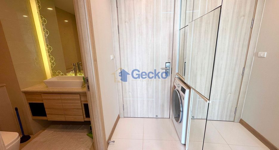 For rent 2 bedrooms condo in Bang Lamung, Chonburi