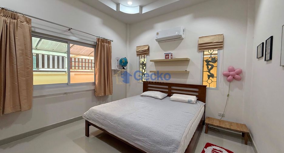 Haus zur Miete mit 3 Zimmer in Bang Lamung, Chonburi