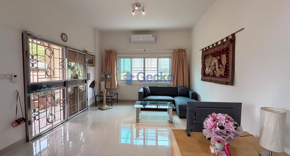 Haus zur Miete mit 3 Zimmer in Bang Lamung, Chonburi