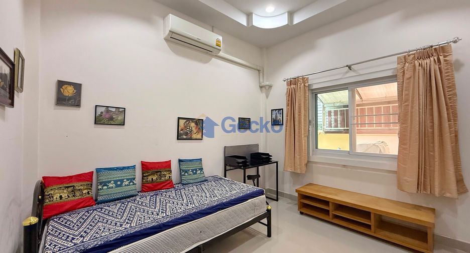 Haus zur Miete mit 3 Zimmer in Bang Lamung, Chonburi