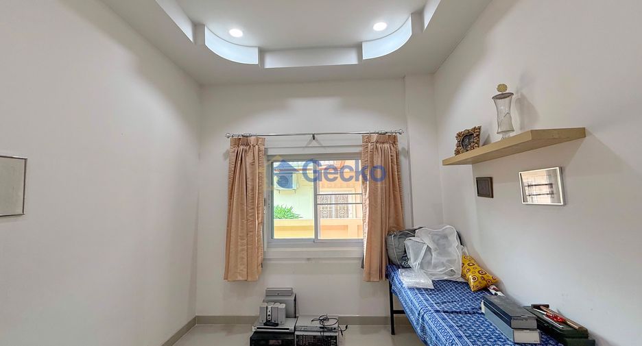 Haus zur Miete mit 3 Zimmer in Bang Lamung, Chonburi