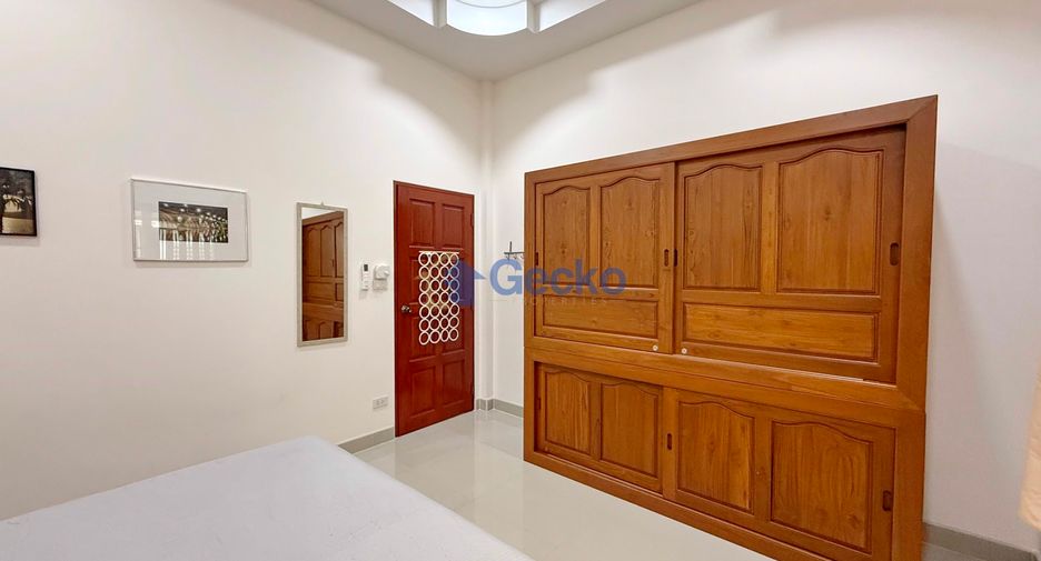 Haus zur Miete mit 3 Zimmer in Bang Lamung, Chonburi