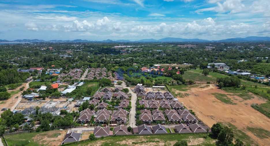 Haus zur Miete mit 3 Zimmer in Bang Lamung, Chonburi