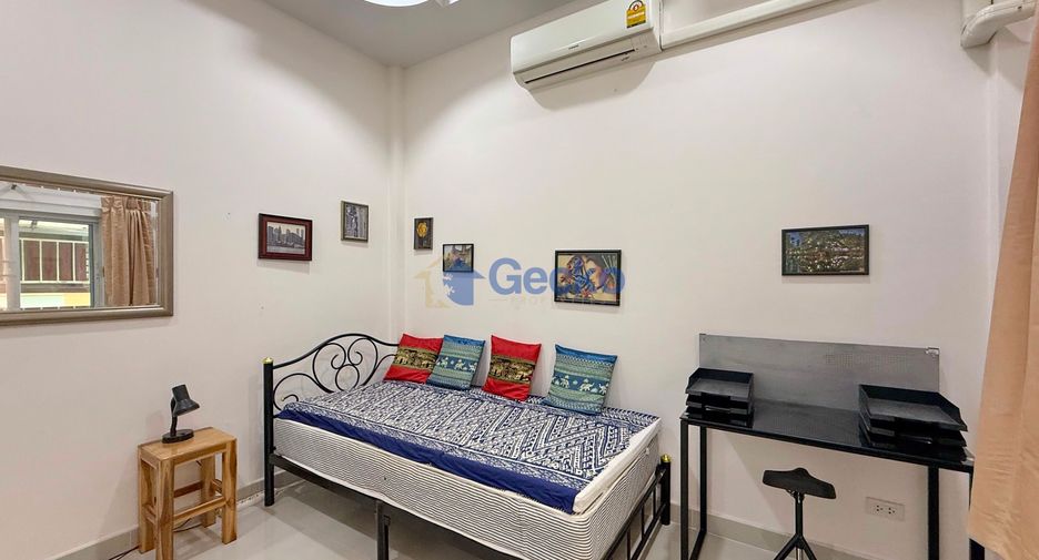Haus zur Miete mit 3 Zimmer in Bang Lamung, Chonburi
