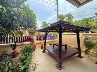 Haus zur Miete mit 3 Zimmer in Bang Lamung, Chonburi