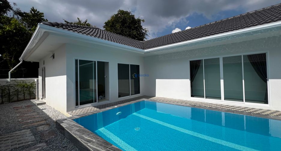 Haus zur Miete mit 3 Zimmer in Bang Lamung, Chonburi