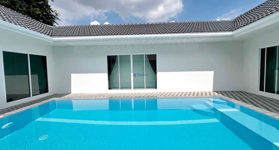 Haus zur Miete mit 3 Zimmer in Bang Lamung, Chonburi