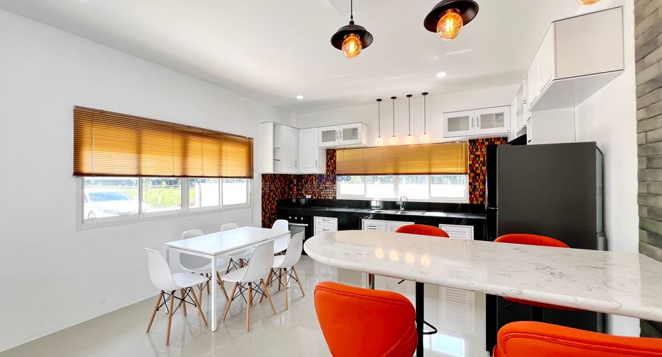 Haus zur Miete mit 3 Zimmer in Bang Lamung, Chonburi