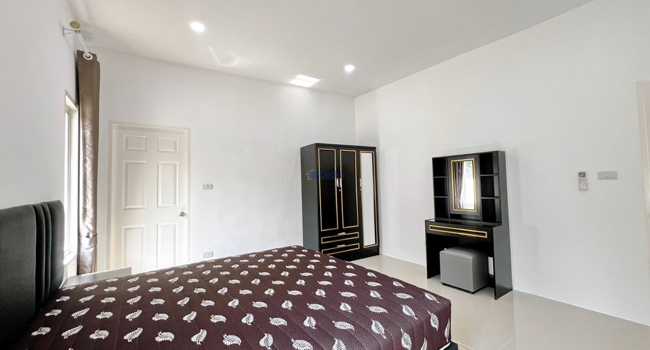 Haus zur Miete mit 3 Zimmer in Bang Lamung, Chonburi