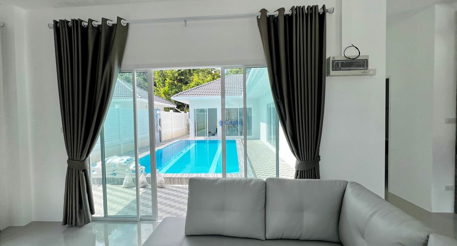 Haus zur Miete mit 3 Zimmer in Bang Lamung, Chonburi