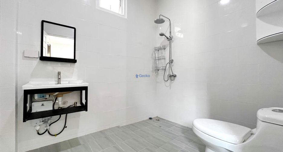 Haus zur Miete mit 3 Zimmer in Bang Lamung, Chonburi