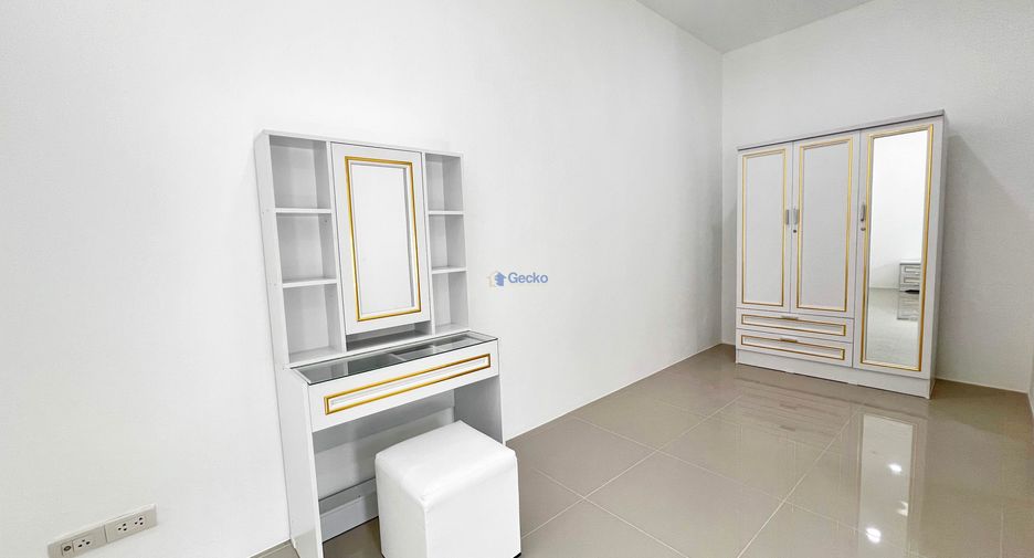 Haus zur Miete mit 3 Zimmer in Bang Lamung, Chonburi