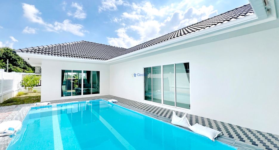 Haus zur Miete mit 3 Zimmer in Bang Lamung, Chonburi
