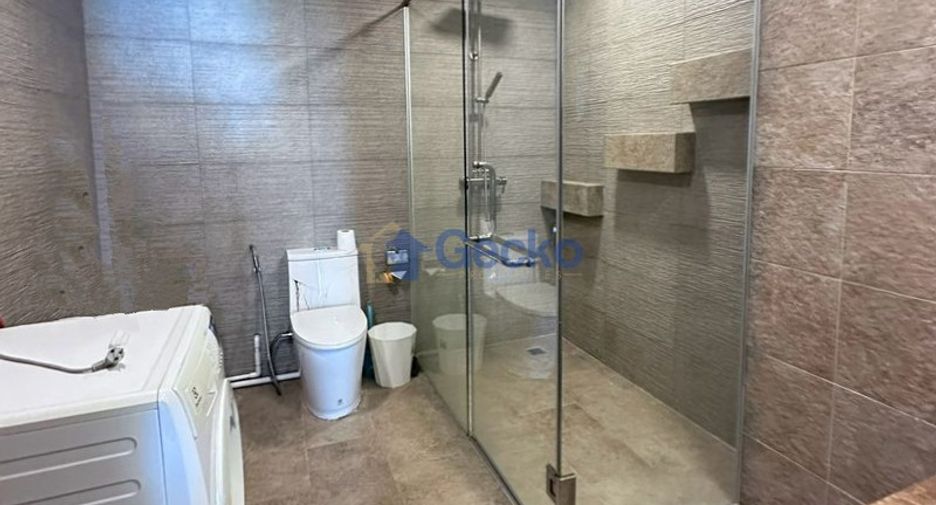 À vendre 2 chambres condo à Bang Lamung, Chonburi