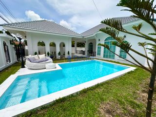 Haus zur Miete mit 3 Zimmer in Bang Lamung, Chonburi