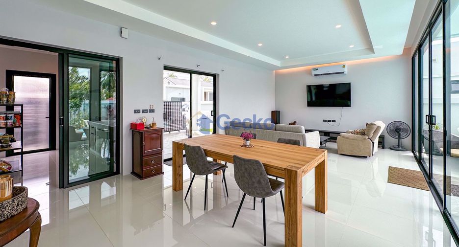 À louer 3 chambres maison à Bang Lamung, Chonburi