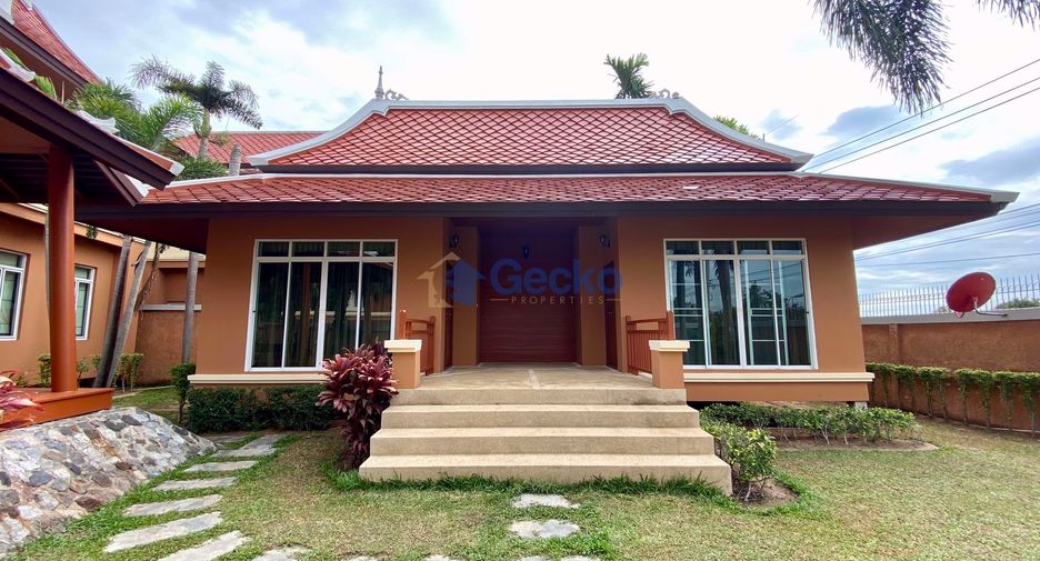 Haus zur Miete mit 5 Zimmer in Bang Lamung, Chonburi