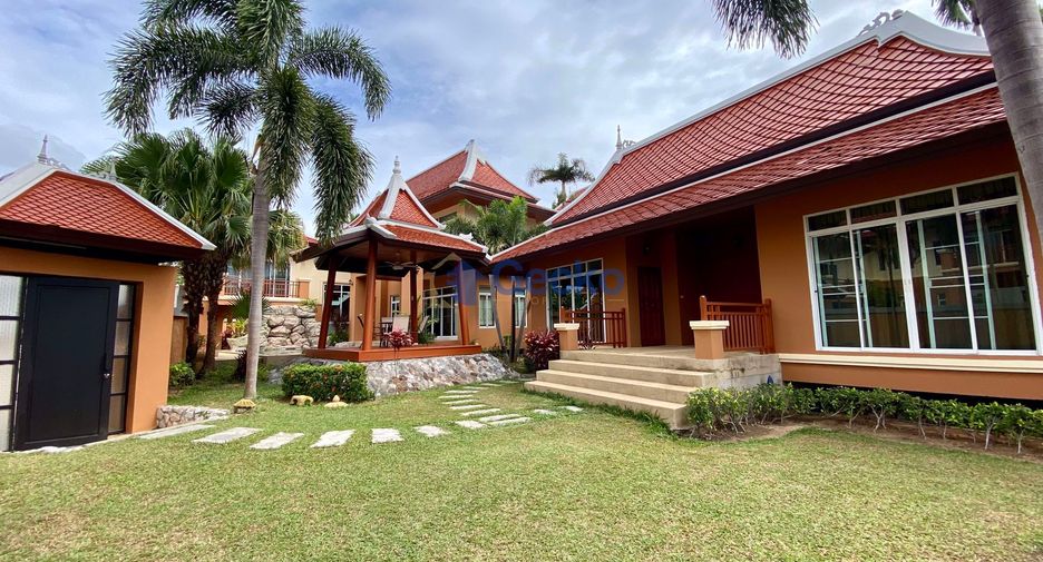Haus zur Miete mit 5 Zimmer in Bang Lamung, Chonburi