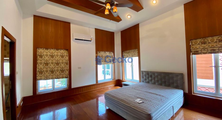 Haus zur Miete mit 5 Zimmer in Bang Lamung, Chonburi