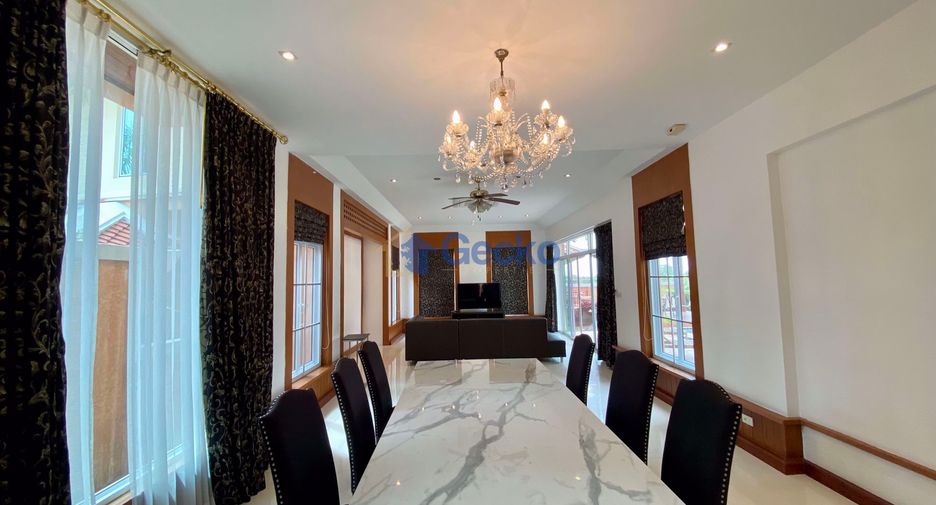Haus zur Miete mit 5 Zimmer in Bang Lamung, Chonburi
