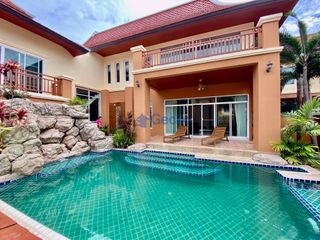 Haus zur Miete mit 5 Zimmer in Bang Lamung, Chonburi