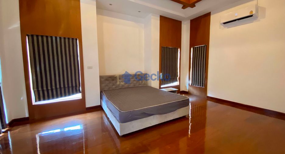 Haus zur Miete mit 5 Zimmer in Bang Lamung, Chonburi
