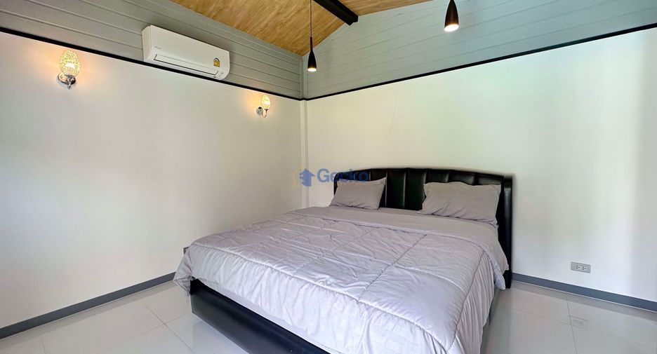 Haus zur Miete mit 3 Zimmer in Bang Lamung, Chonburi