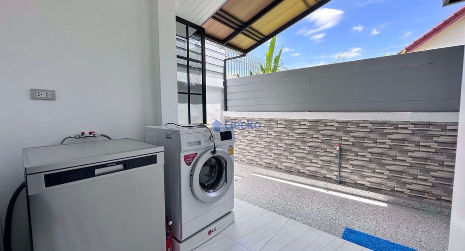 Haus zur Miete mit 3 Zimmer in Bang Lamung, Chonburi