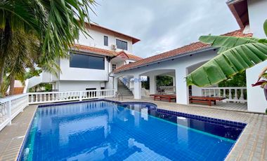 Haus zur Miete mit 5 Zimmer in Bang Lamung, Chonburi