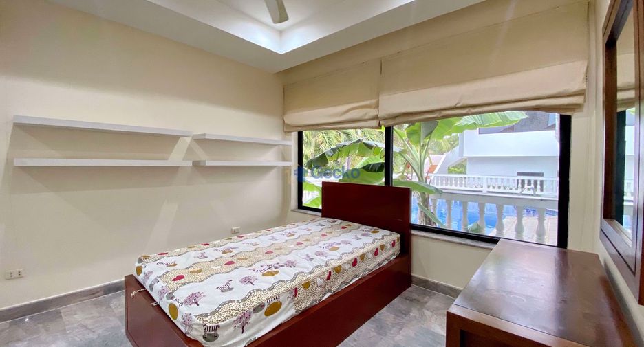 Haus zur Miete mit 5 Zimmer in Bang Lamung, Chonburi