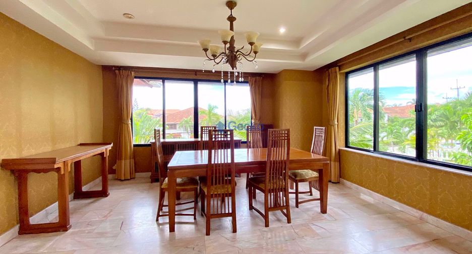 Haus zur Miete mit 5 Zimmer in Bang Lamung, Chonburi