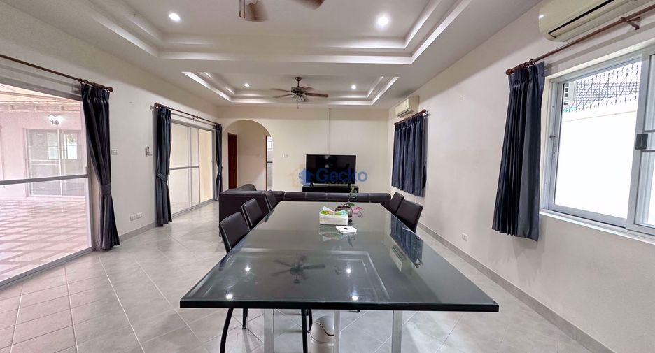 Haus zur Miete mit 4 Zimmer in Bang Lamung, Chonburi