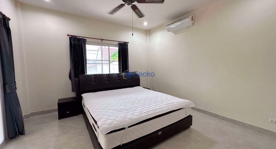 Haus zur Miete mit 4 Zimmer in Bang Lamung, Chonburi