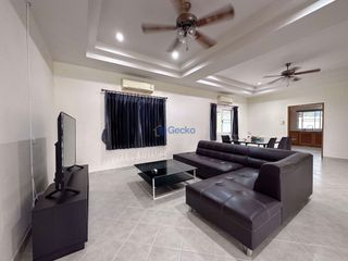 Haus zur Miete mit 4 Zimmer in Bang Lamung, Chonburi