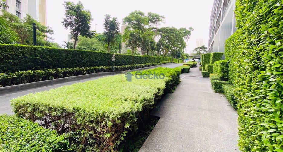 For rent 2 bedrooms condo in Bang Lamung, Chonburi