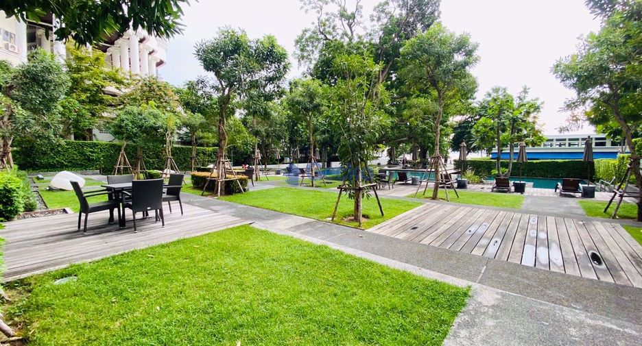 For rent 2 bedrooms condo in Bang Lamung, Chonburi
