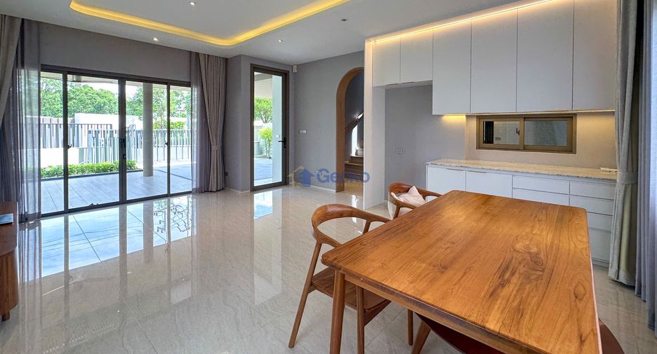 Haus zur Miete mit 3 Zimmer in Bang Lamung, Chonburi
