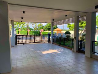 À louer 3 chambres maison à Bang Lamung, Chonburi