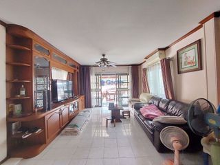 For rent 3 bedrooms house in Bang Lamung, Chonburi