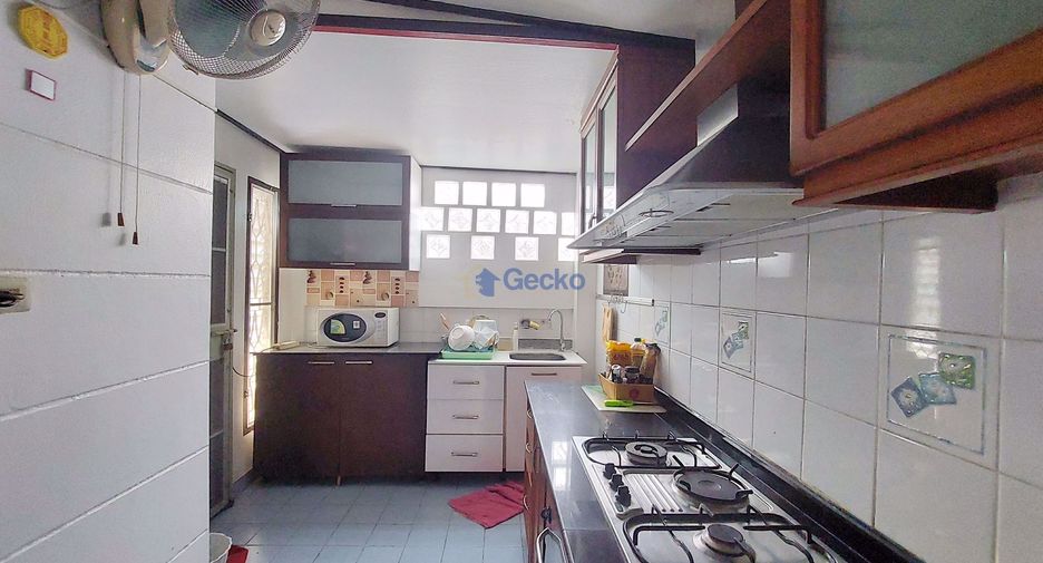 For rent 3 bedrooms house in Bang Lamung, Chonburi