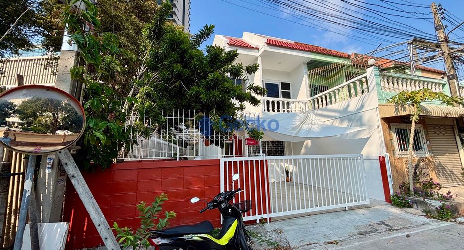 Haus zur Miete mit 2 Zimmer in Bang Lamung, Chonburi