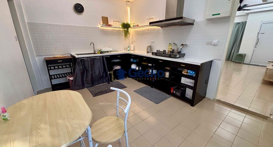 Haus zur Miete mit 2 Zimmer in Bang Lamung, Chonburi