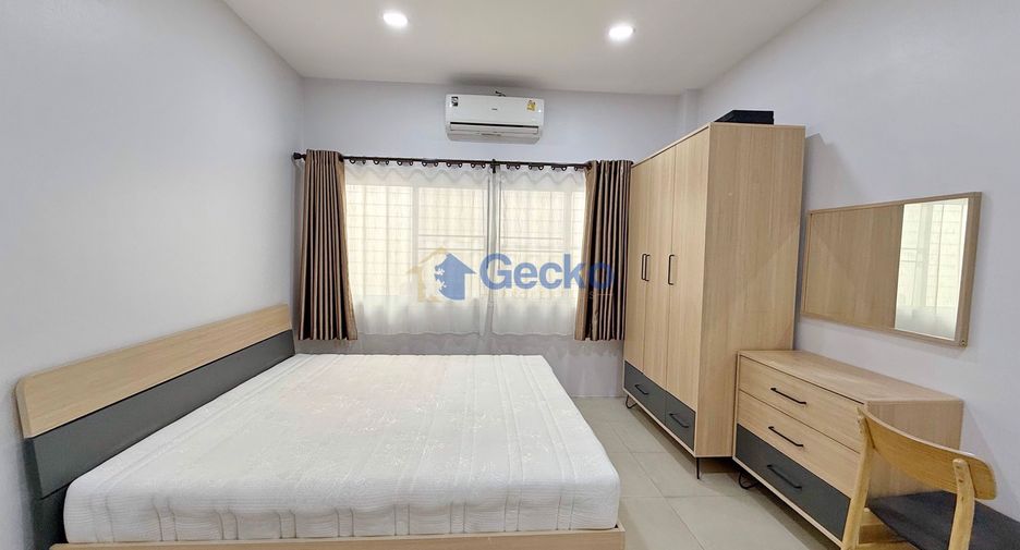 Haus zur Miete mit 3 Zimmer in Bang Lamung, Chonburi