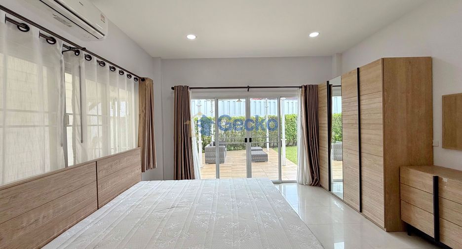 Haus zur Miete mit 3 Zimmer in Bang Lamung, Chonburi
