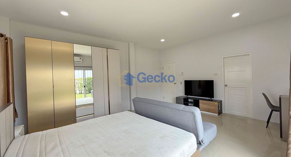 Haus zur Miete mit 3 Zimmer in Bang Lamung, Chonburi
