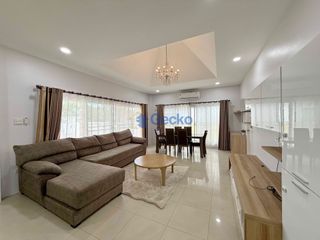 Haus zur Miete mit 3 Zimmer in Bang Lamung, Chonburi