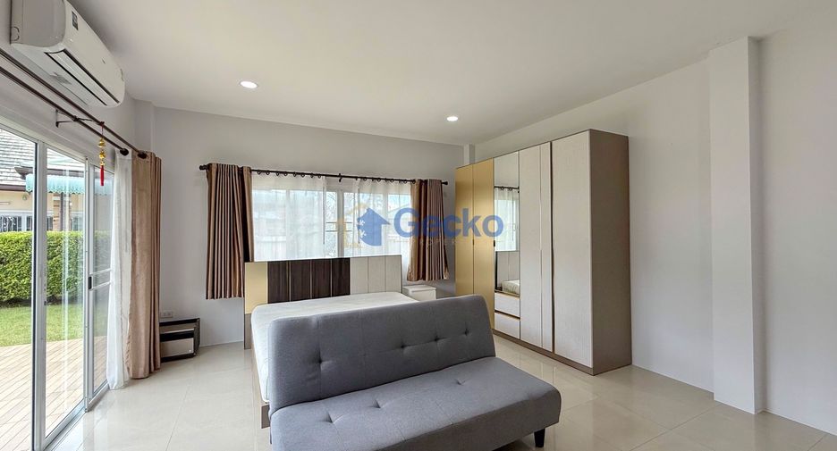 Haus zur Miete mit 3 Zimmer in Bang Lamung, Chonburi
