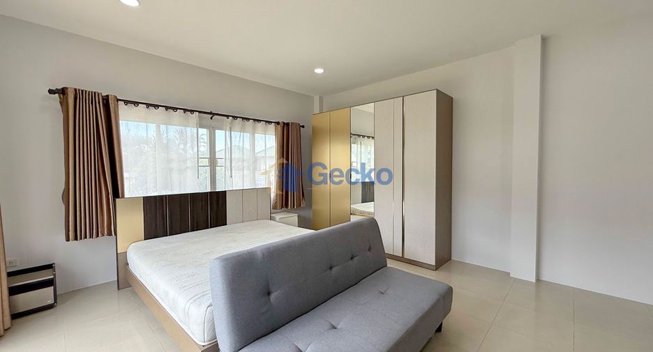 Haus zur Miete mit 3 Zimmer in Bang Lamung, Chonburi