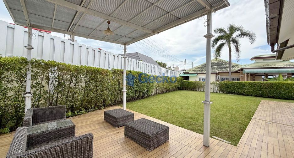Haus zur Miete mit 3 Zimmer in Bang Lamung, Chonburi